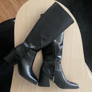 VINCE CAMUTO SANGETI TALL BLACK LEATHER BOOTS